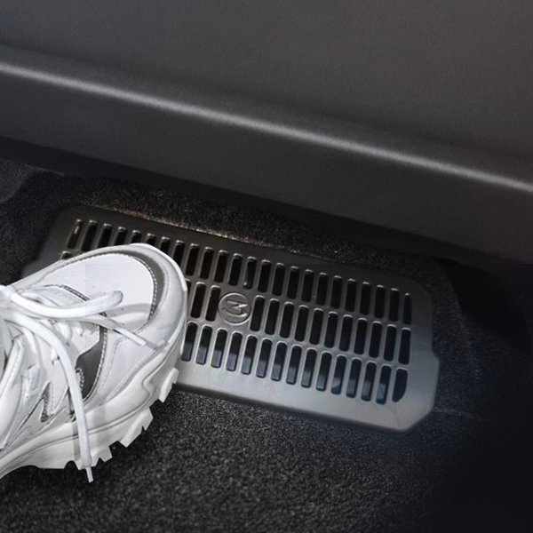 Under-Seat Rear Air Vent Cover with Tool-Free Install for Tesla Model 3 Highland (Non-Berlin)