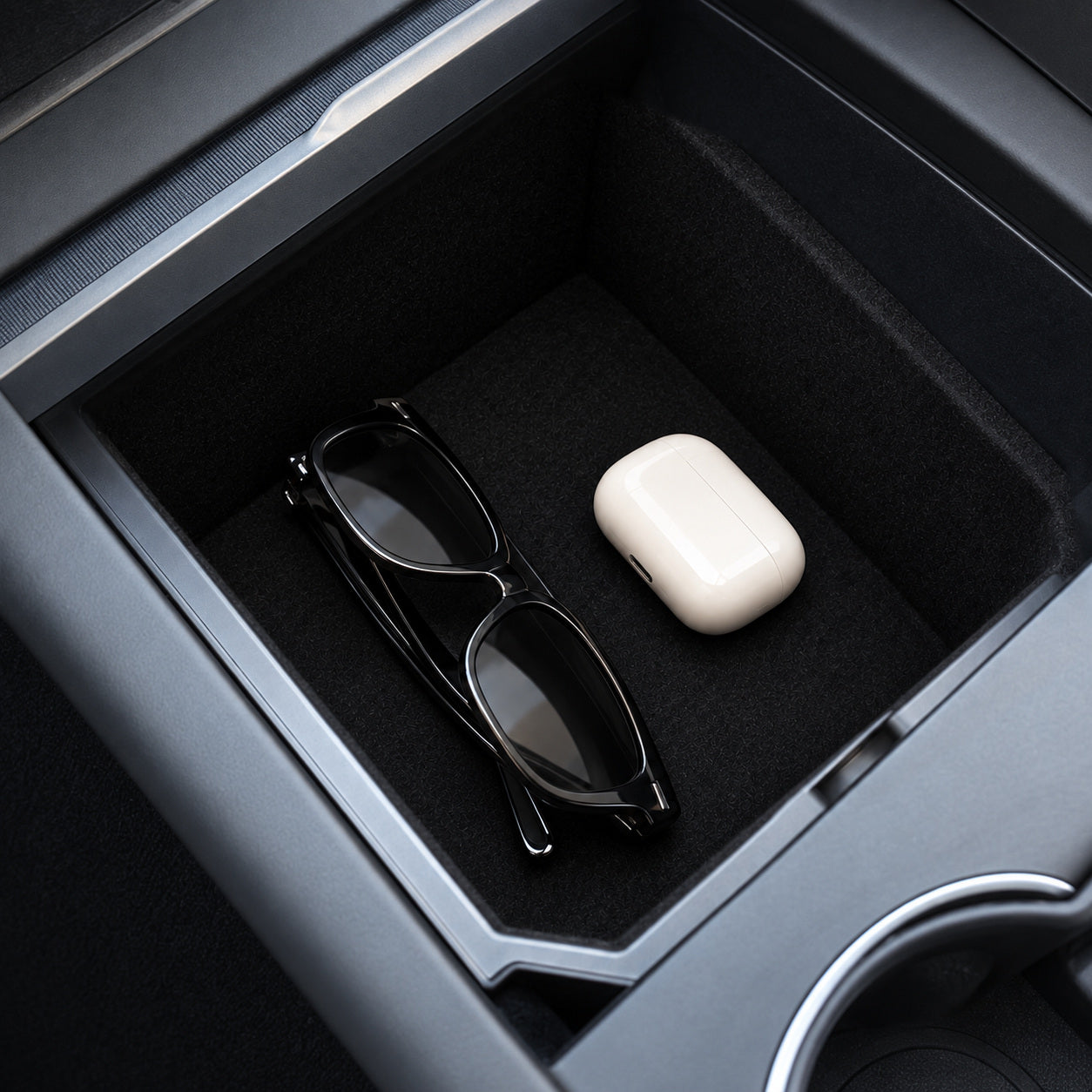 An Upper Organization Level - TESVX Center Console Tray