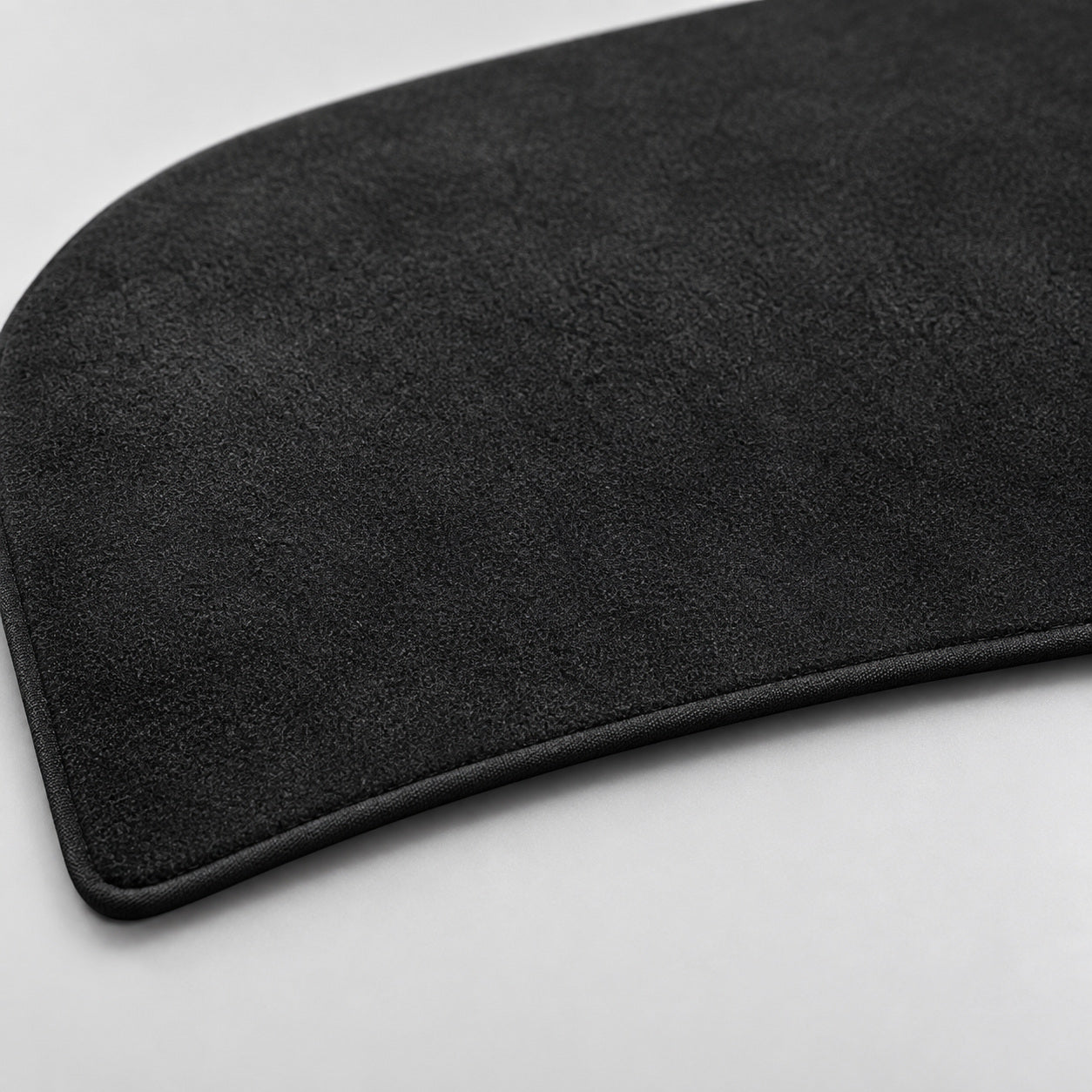 Short-Nap Black Surface