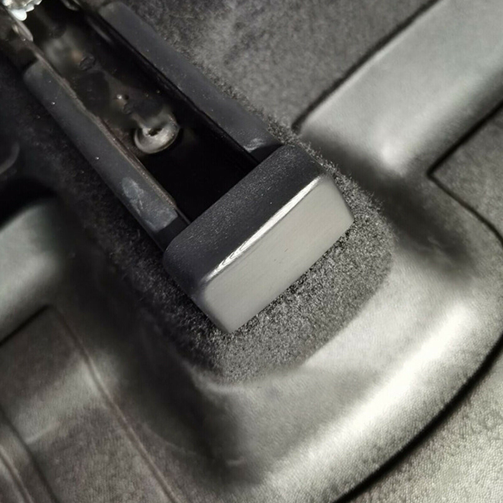 Cover the Exposed Rail Ends - TESVX Seat Slide Rail Plugs