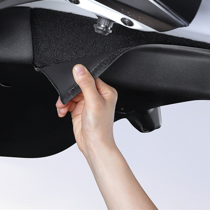 Hook-and-Loop Attachment - TESVX Tailgate Protector Mat