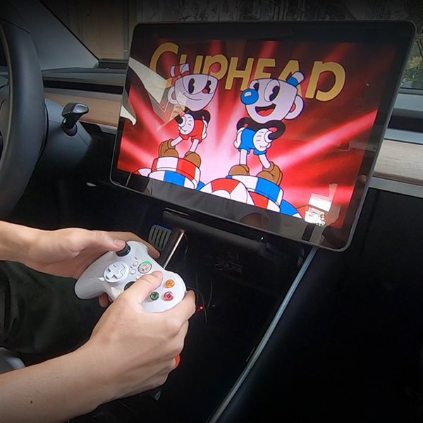 2.4G Wireless Gamepad with Dual Vibration Motors for Tesla Model 3 / Y / S / X
