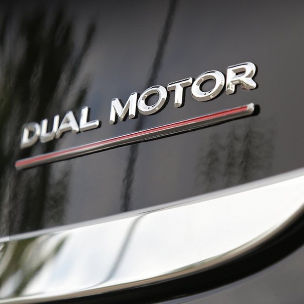 ABS Performance Dual Motor Tail Badge with 3M Adhesive in Black & Silver for Tesla Model 3 / Model Y