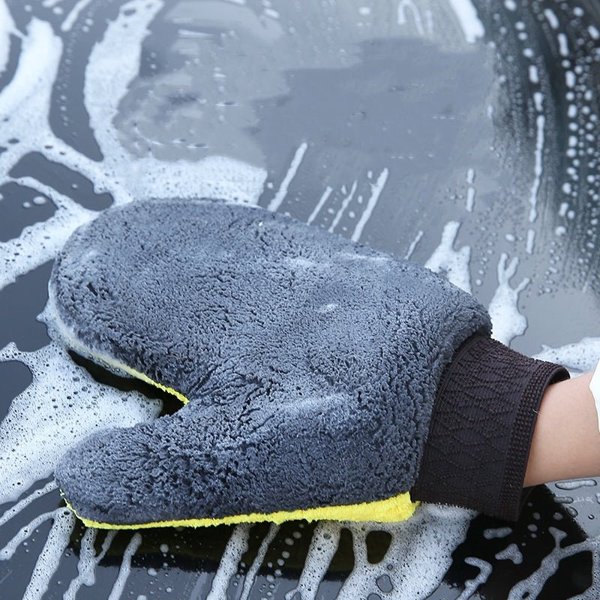 2-Pack Bear Paw Coral Fleece Cleaning Gloves with Textured Grip Pads for Cars & Home