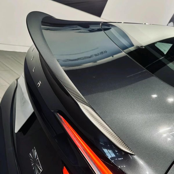 Carbon Fiber Style P-Version Rear Spoiler with Glossy or Matte Finish for Tesla Model 3 Highland