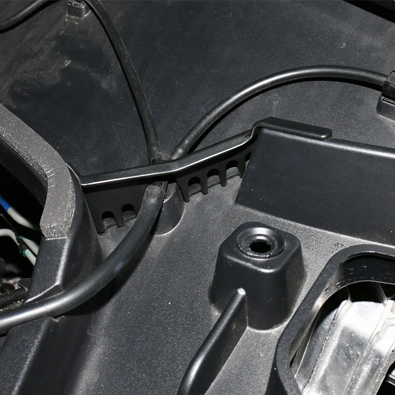 Under-Hood Inlet Position - TESVX Air Inlet Anti-Blocking Cover