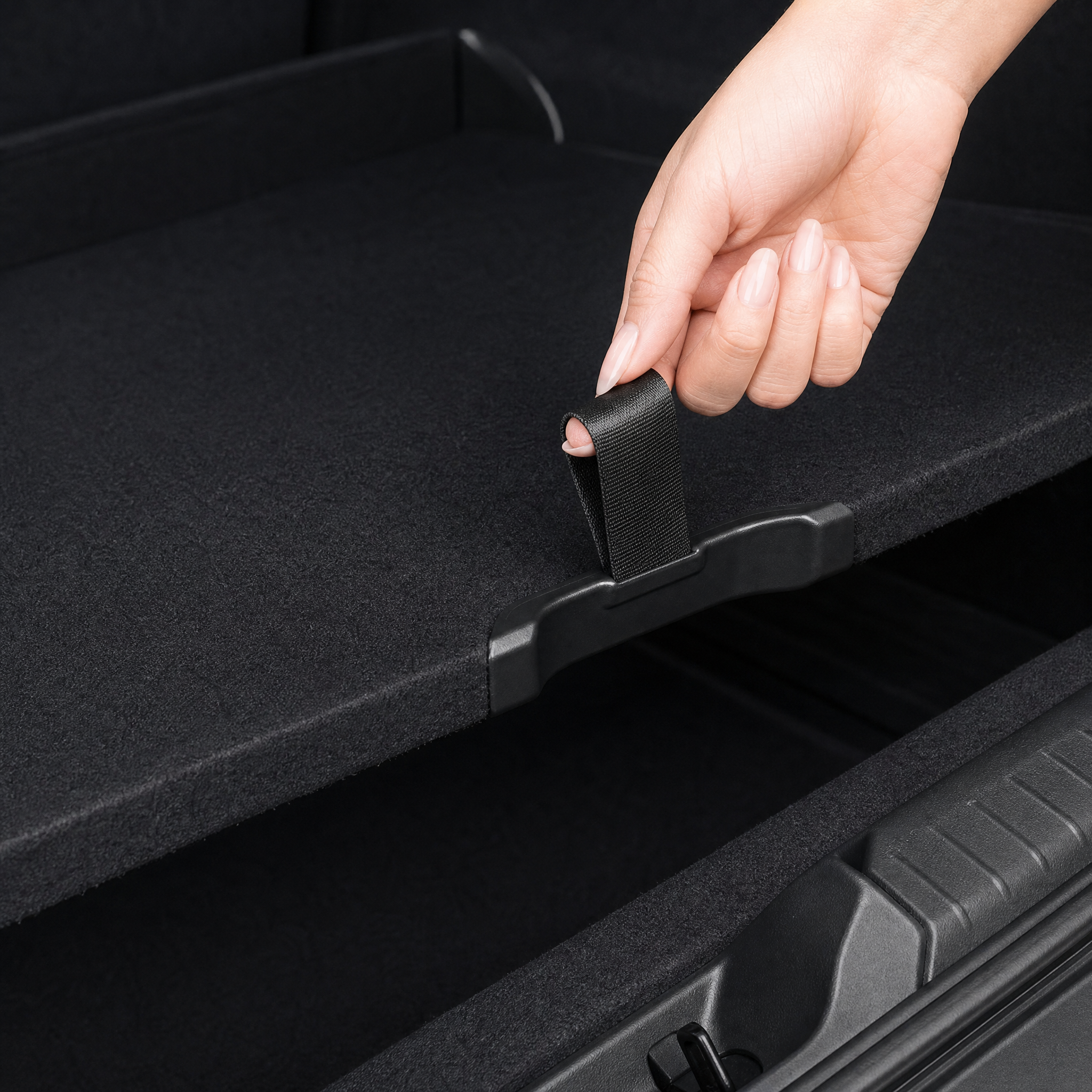 Lift the Cargo Floor Panel - TESVX Trunk Floor Panel Handles