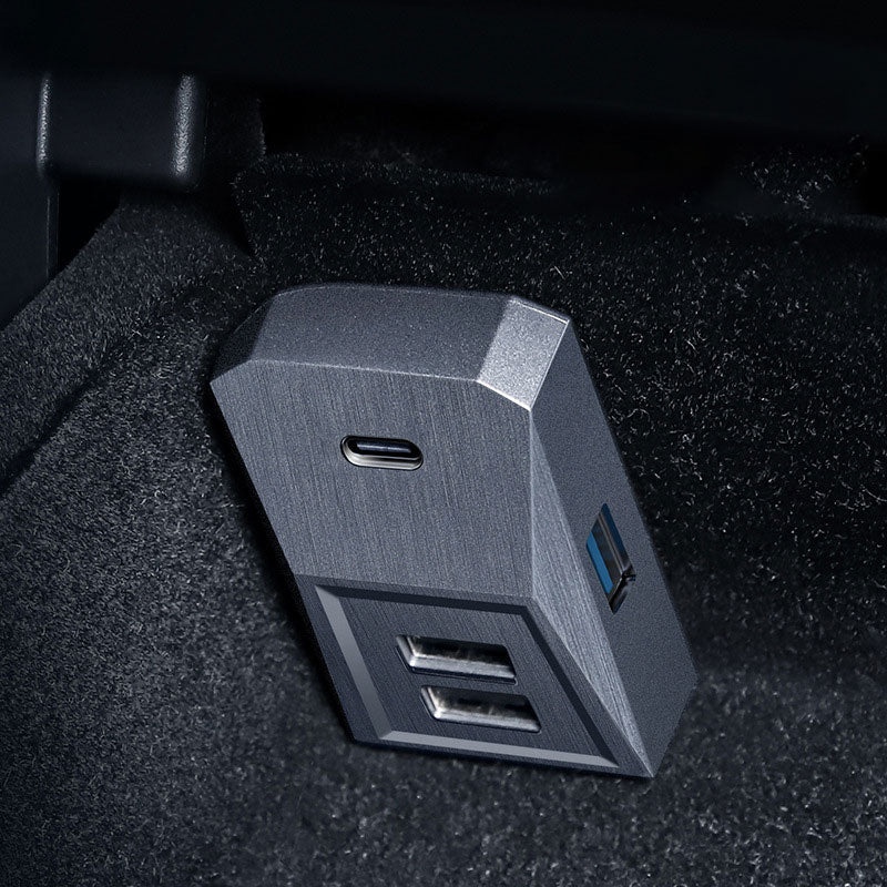 No Tools Needed - TESVX 4-Port USB Hub