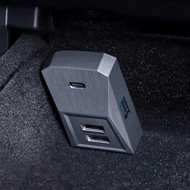 More Ports in the Console - TESVX 4-Port USB Hub
