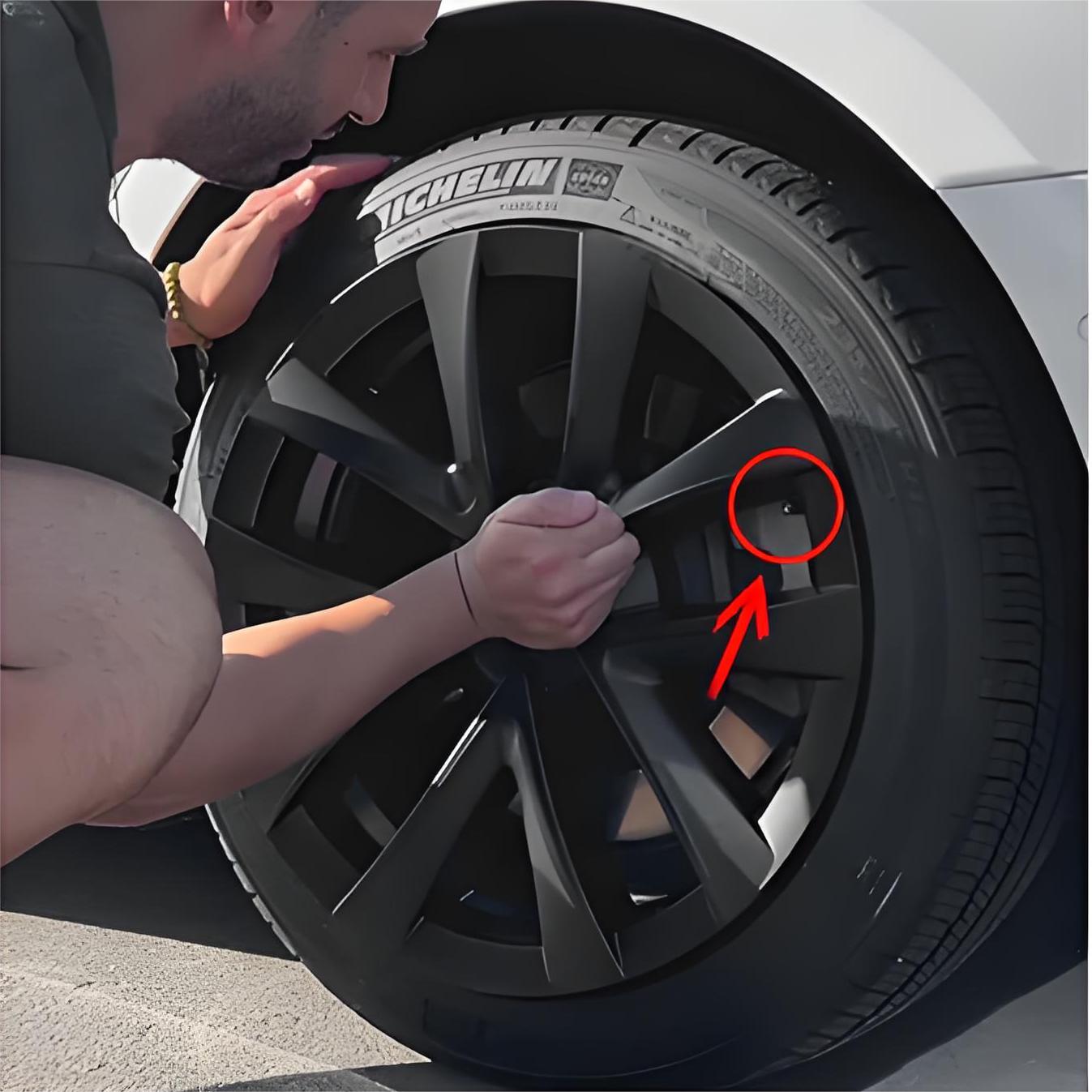 Tool-Free Snap-On Fit - TESVX Wheel Cover Set